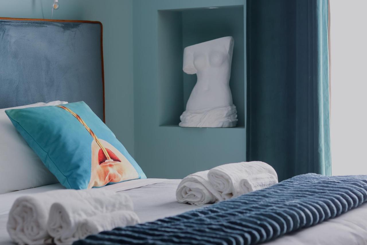 Aron Only Suites Bed And Breakfast 페스카라 외부 사진