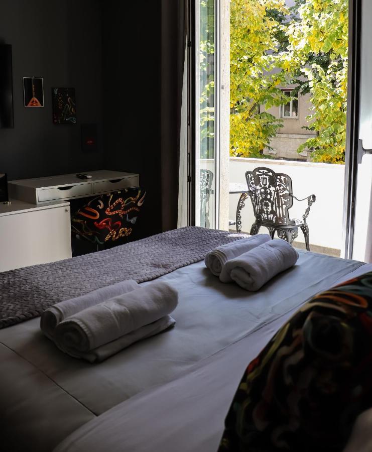 Aron Only Suites Bed And Breakfast 페스카라 외부 사진