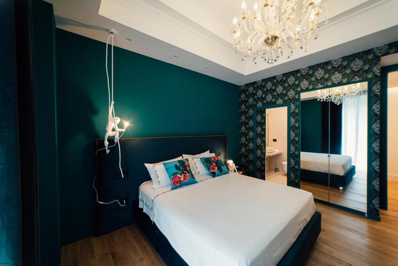 Aron Only Suites Bed And Breakfast 페스카라 외부 사진
