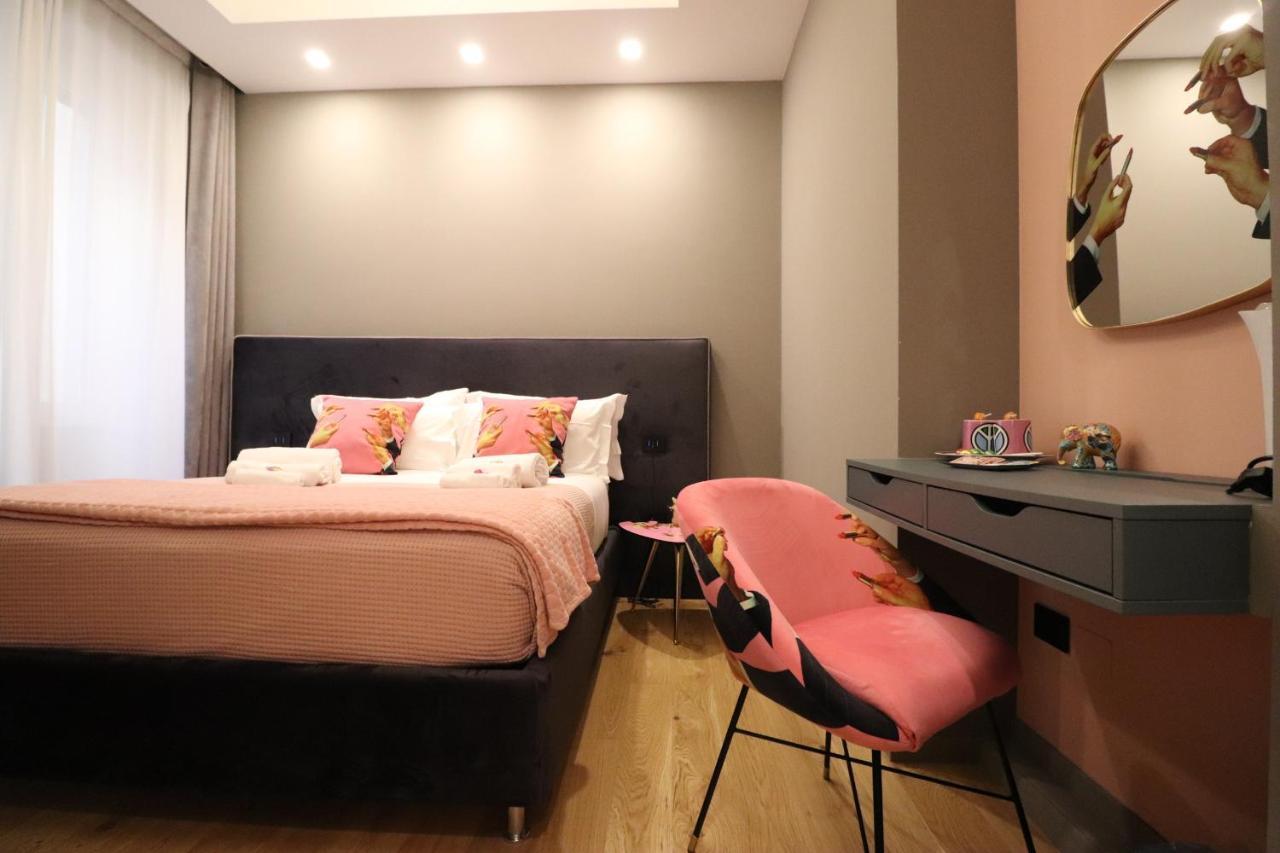 Aron Only Suites Bed And Breakfast 페스카라 외부 사진