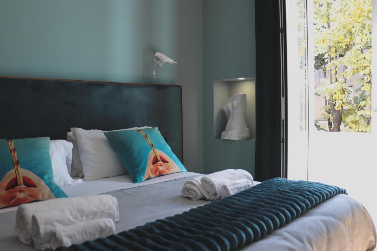 Aron Only Suites Bed And Breakfast 페스카라 외부 사진