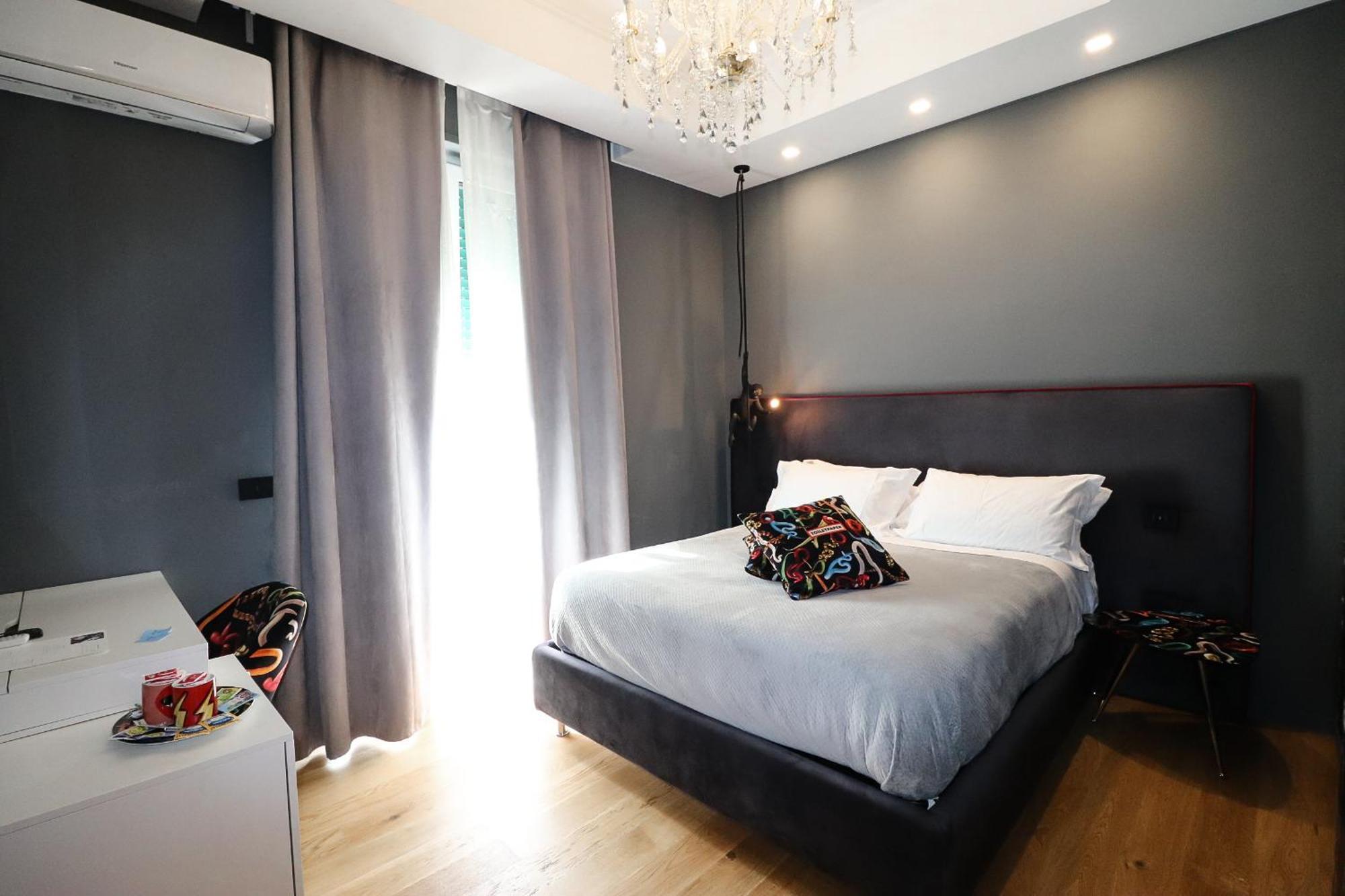 Aron Only Suites Bed And Breakfast 페스카라 외부 사진